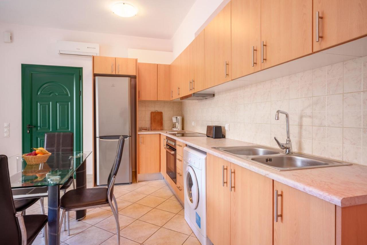 Niko'S Central Skala Apartments Luaran gambar
